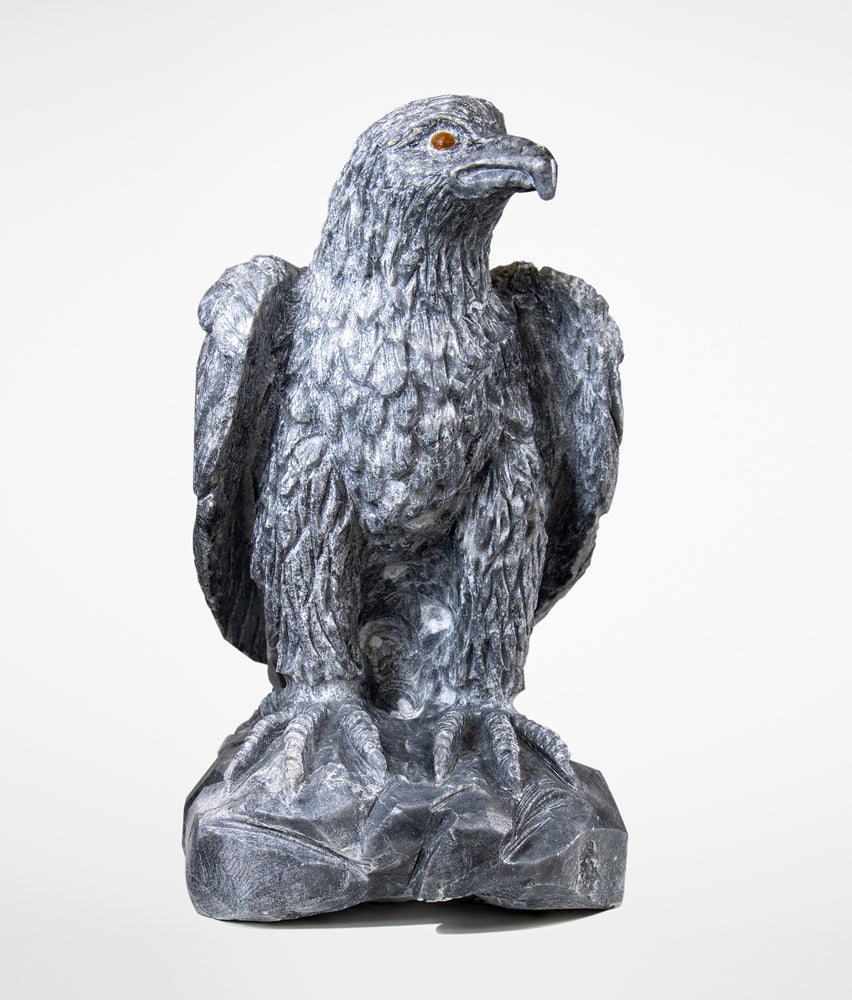 
                  
                    AKIRO Adler Statue aus Marmor
                  
                